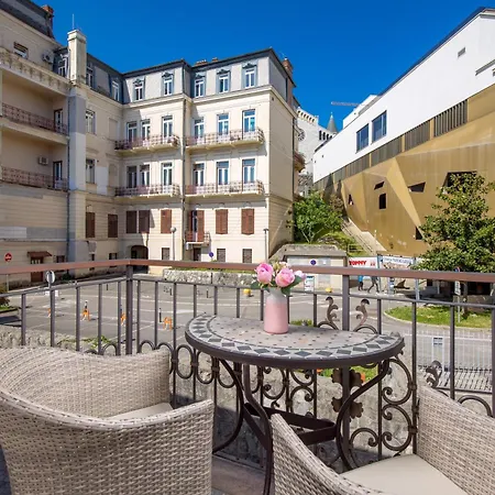 Marina -1st Row To The Sea With Private Parking Apartamento