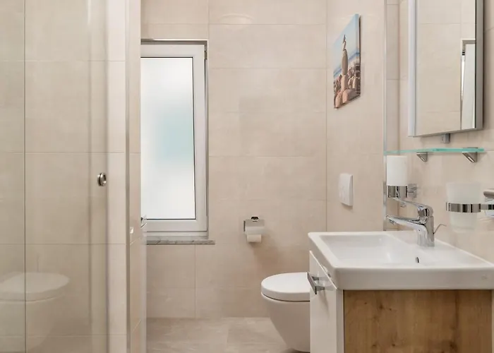 Marina -1st Row To The Sea With Private Parking * オパティヤ