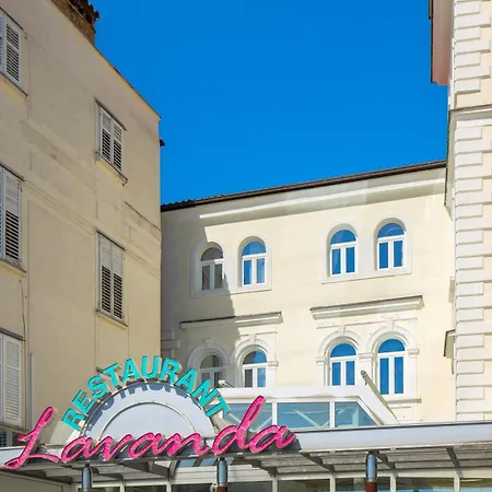 Lejlighed Marina -1st Row To The Sea With Private Parking Opatija