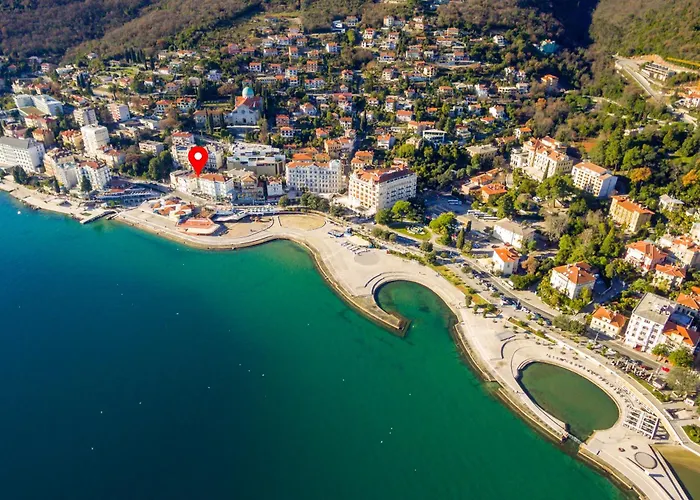 Apartman Marina -1st Row To The Sea With Private Parking *