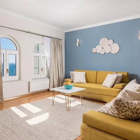 Apartamento Marina -1st Row To The Sea With Private Parking *
