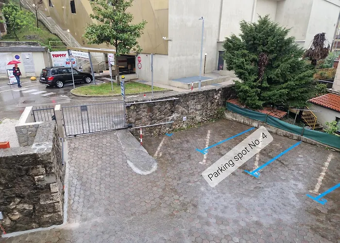 Marina -1st Row To The Sea With Private Parking *